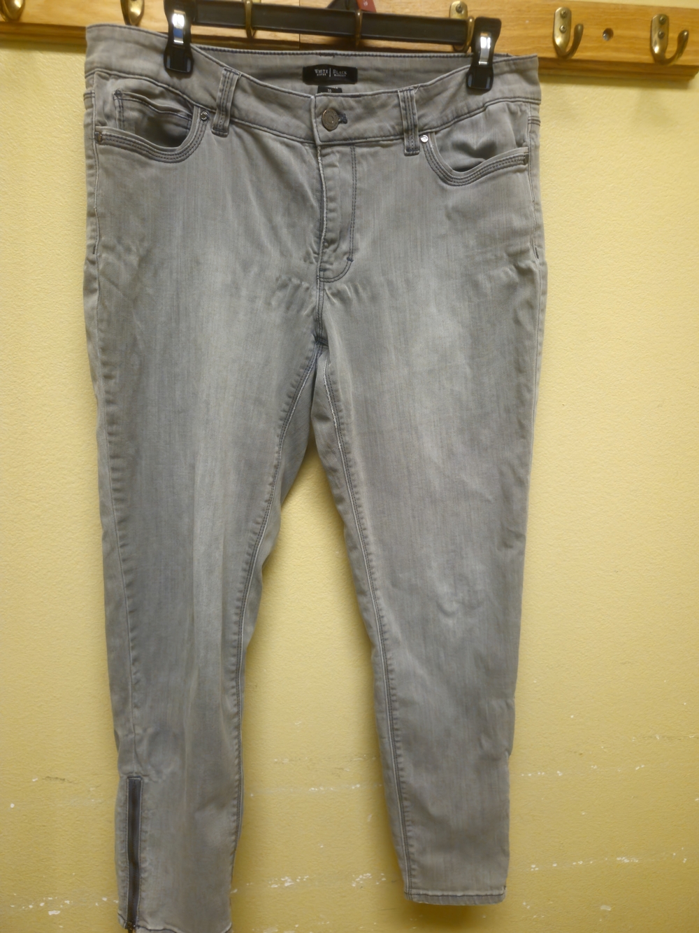 White House Black Market The Skimmer Ankle Zip Jeans Gray Waist 10